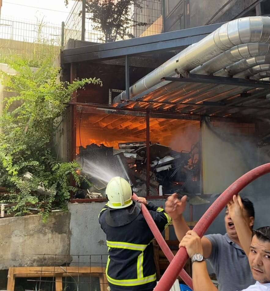 Muğla'da Hastanede Korkutan Yangın: Yoğun Bakım Hastaları Sevk Ediliyor 3